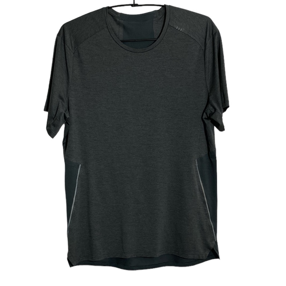 Lululemon Fast Free t-shirt graphite gray stretch short sleeve crew size M